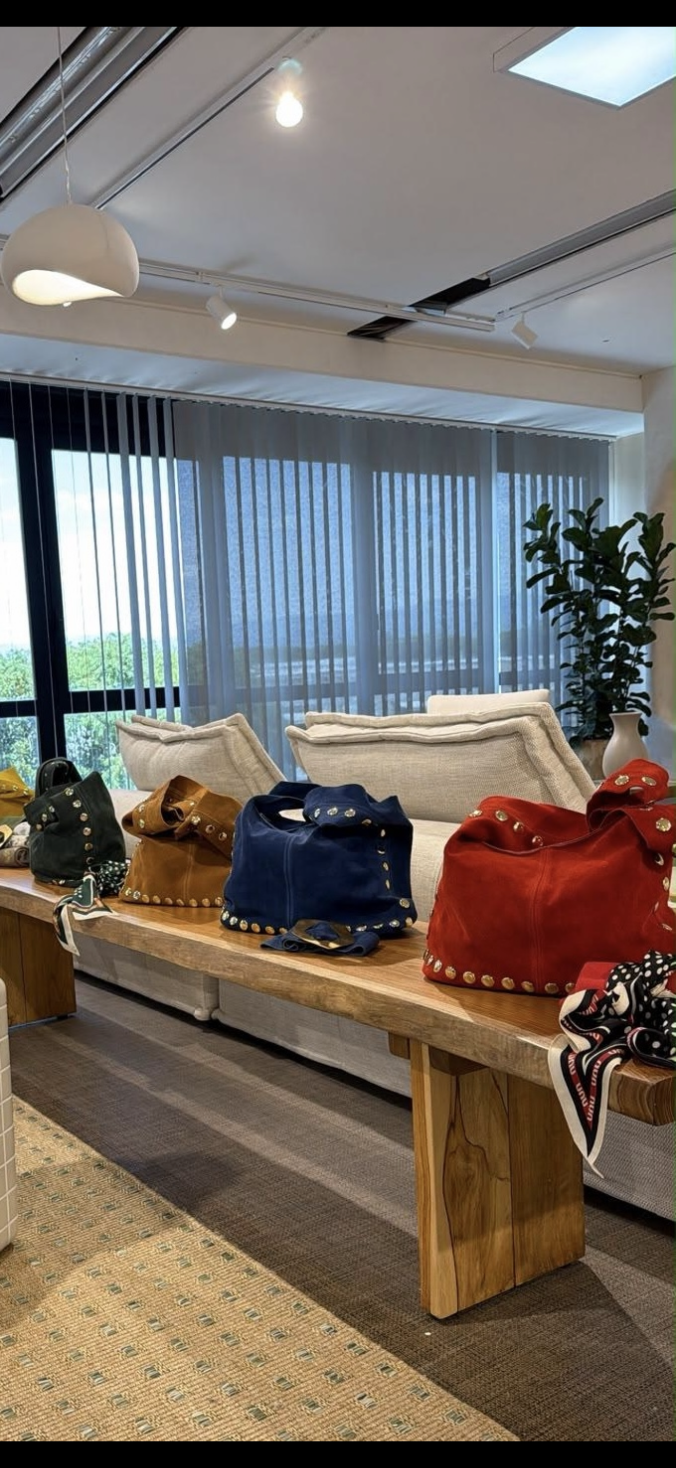 Mia Studded Bag - Navy