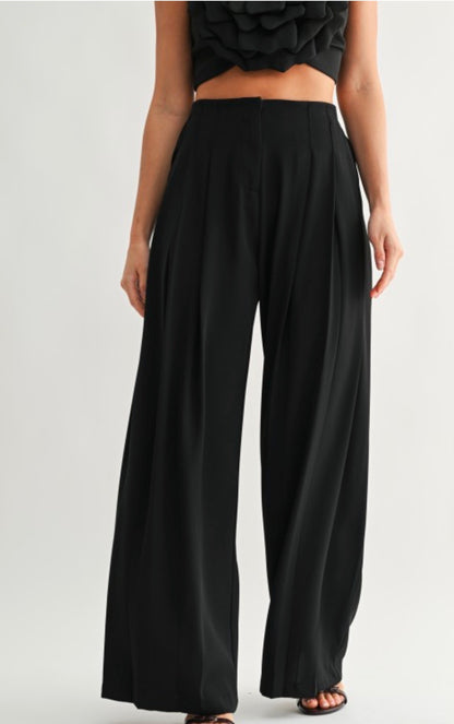 Chérie wide-Leg silhoutte pants